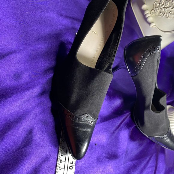 πCarole Little Elegant Pointed Toe Leather Pumps - Picture 9 of 14